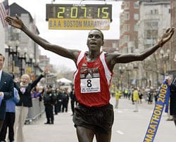 Robert Cheruiyot setting the Boston course record in 2006